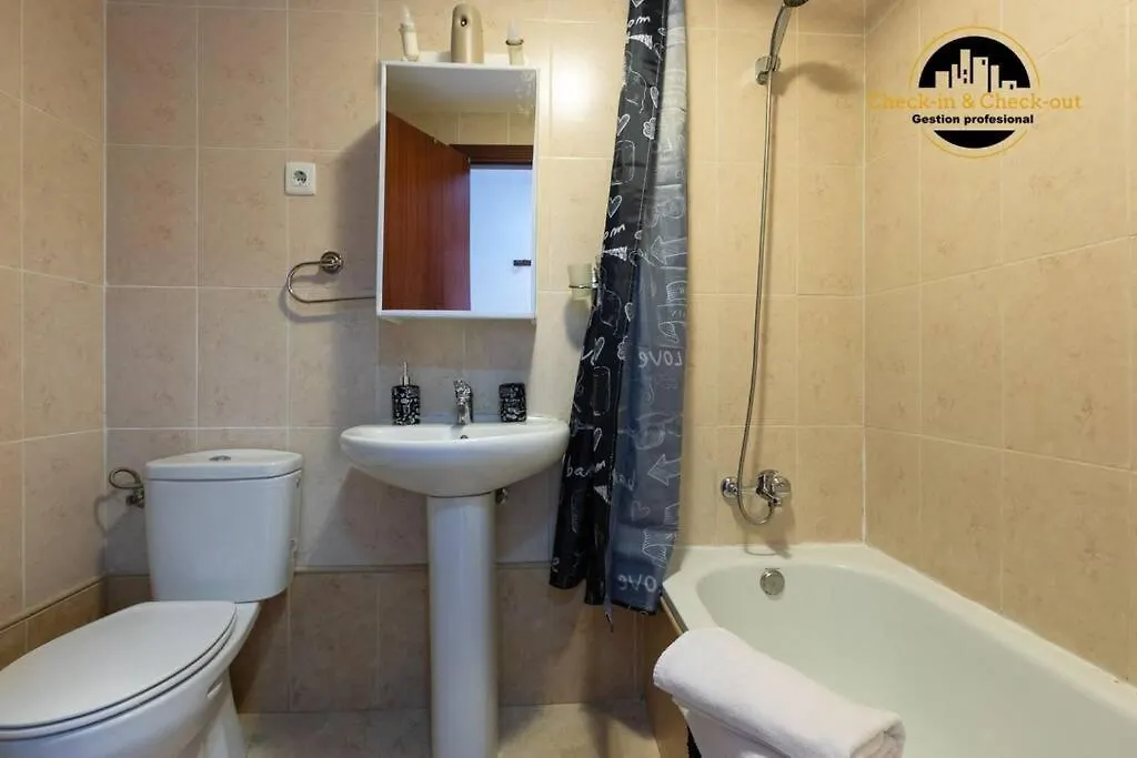 Apartment Apartamento El Boulevard Benalmadena Spain